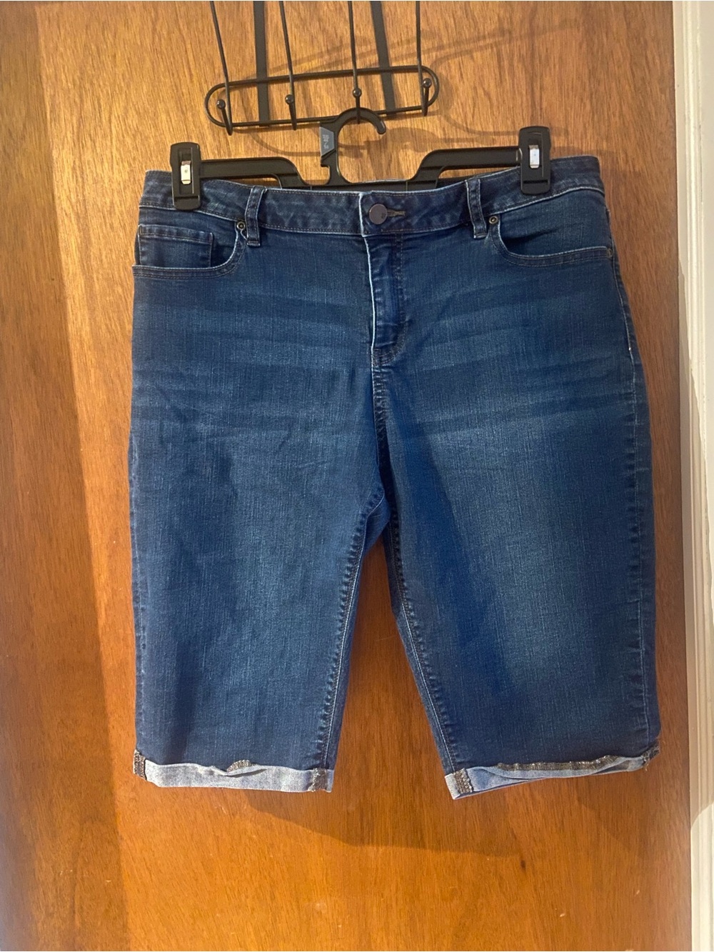 Soho Dark Wash Capris Size 14